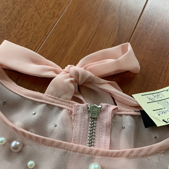 Ladies new blouse Dismoi size L feels like a S/M - Picture 3 of 7